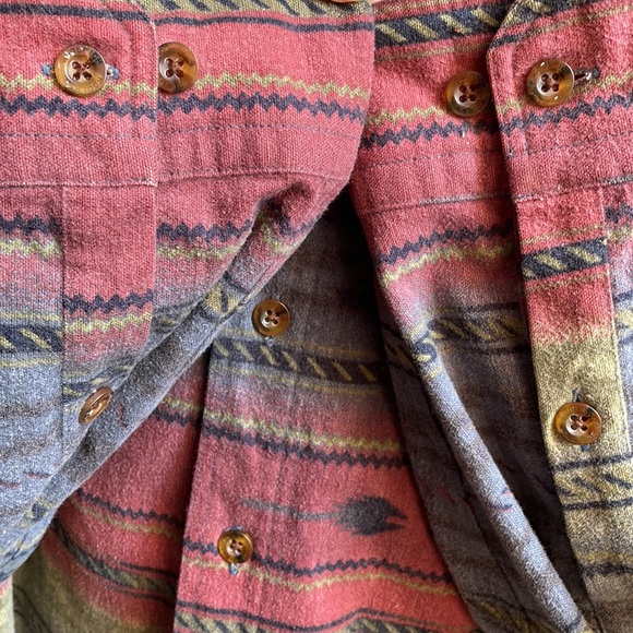 Vintage 90’s Woolrich Aztec Southwestern Heavyweight Flannel Shirt Extra Large - Picture 5 of 9